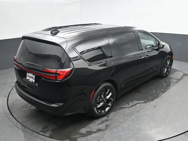 Nuevos CHRYSLER PACIFICA à Estados chez autogozo