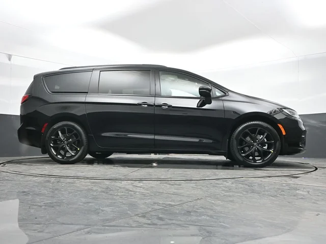 Nuevos CHRYSLER PACIFICA à Estados chez autogozo