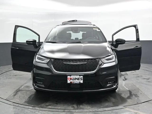 Nuevos CHRYSLER PACIFICA à Estados chez autogozo