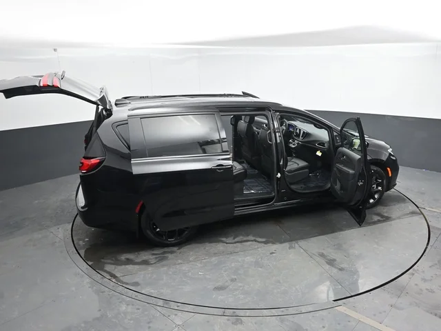 Nuevos CHRYSLER PACIFICA à Estados chez autogozo