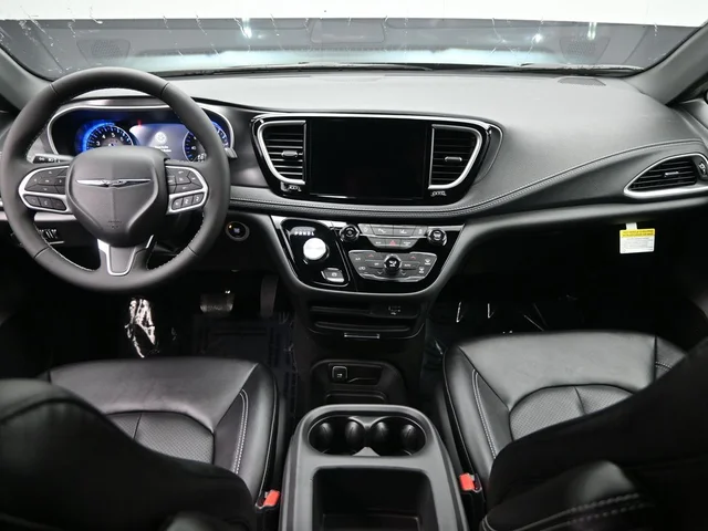 Nuevos CHRYSLER PACIFICA à Estados chez autogozo