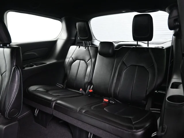 Nuevos CHRYSLER PACIFICA à Estados chez autogozo
