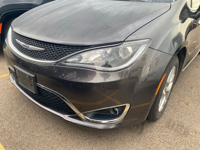 SEMINUEVOS CHRYSLER Pacifica a Estados en autogozo