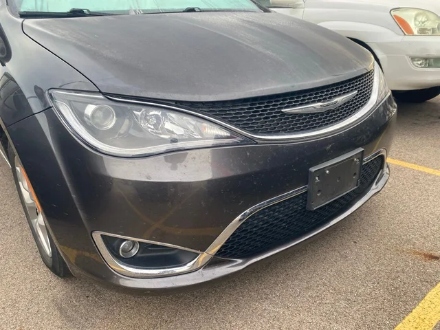 SEMINUEVOS CHRYSLER Pacifica a Estados en autogozo