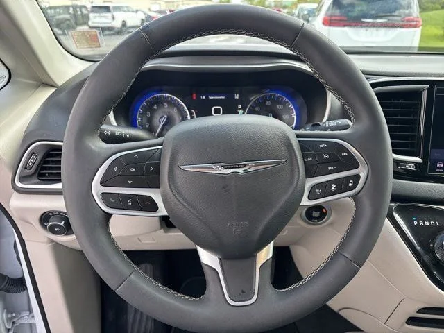 SEMINUEVOS CHRYSLER Pacifica a Estados en autogozo