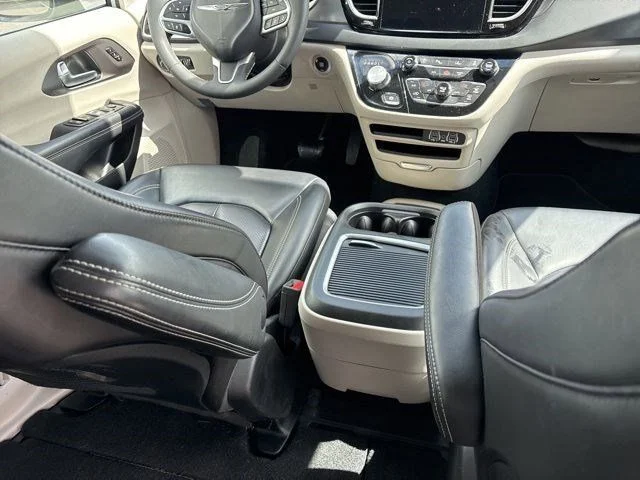 SEMINUEVOS CHRYSLER Pacifica a Estados en autogozo