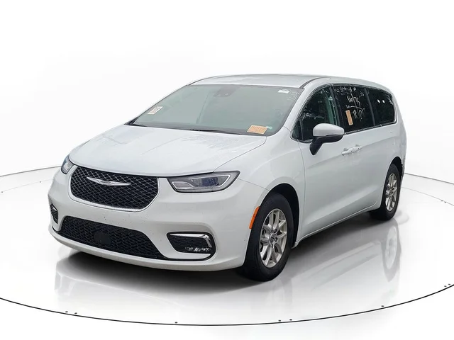SEMINUEVOS CHRYSLER Pacifica a Estados en autogozo