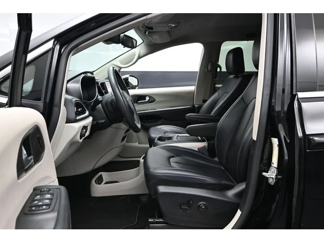 SEMINUEVOS CHRYSLER Pacifica a Estados en autogozo