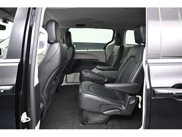 SEMINUEVOS CHRYSLER Pacifica a Estados en autogozo