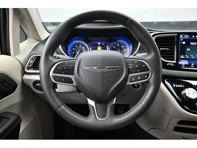 SEMINUEVOS CHRYSLER Pacifica a Estados en autogozo