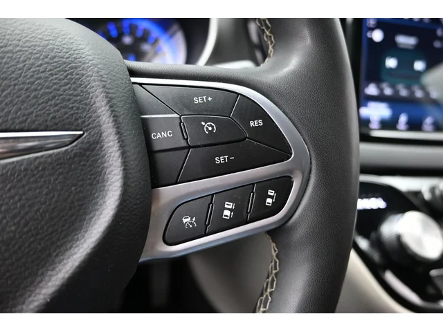 SEMINUEVOS CHRYSLER Pacifica a Estados en autogozo