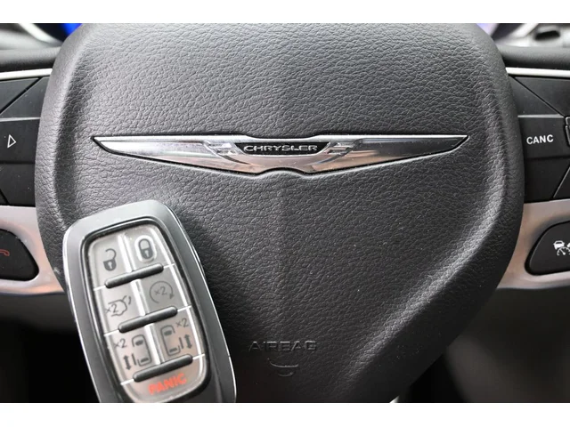 SEMINUEVOS CHRYSLER Pacifica a Estados en autogozo