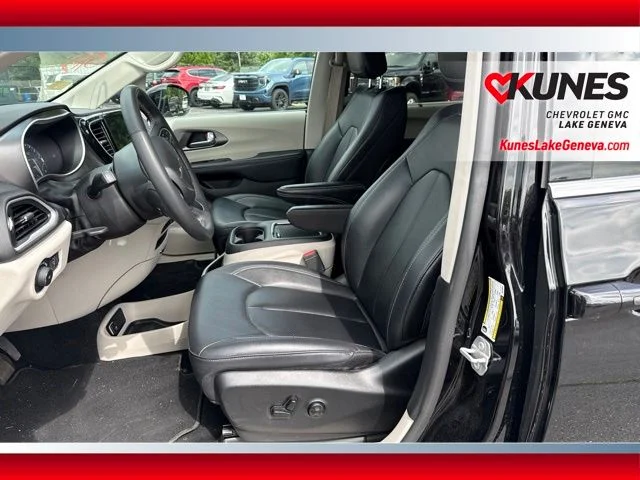 SEMINUEVOS CHRYSLER Pacifica a Estados en autogozo