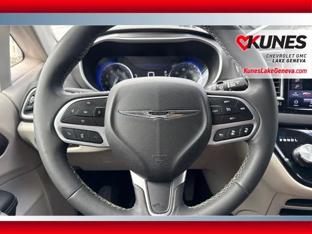 SEMINUEVOS CHRYSLER Pacifica a Estados en autogozo