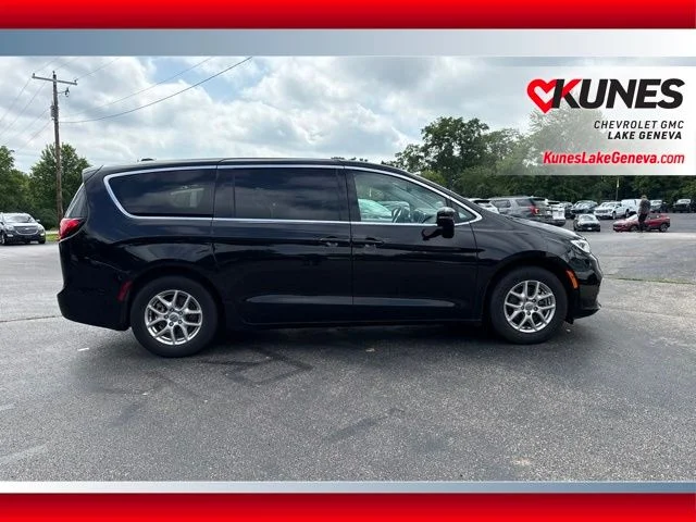 SEMINUEVOS CHRYSLER Pacifica a Estados en autogozo