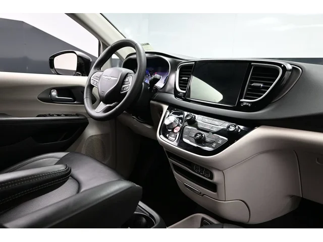 SEMINUEVOS CHRYSLER Pacifica a Estados en autogozo