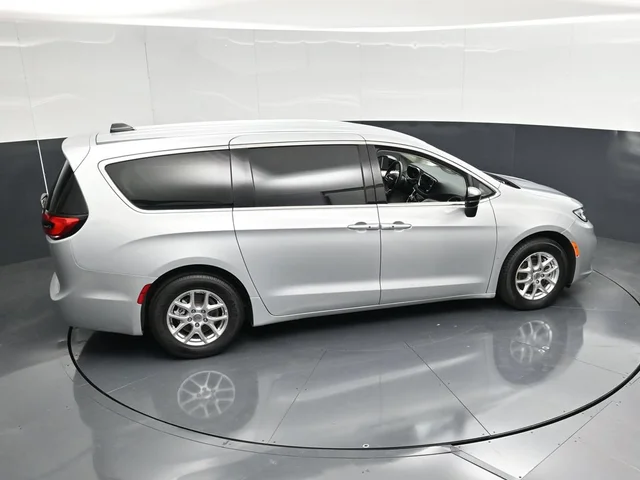 SEMINUEVOS CHRYSLER Pacifica a Estados en autogozo