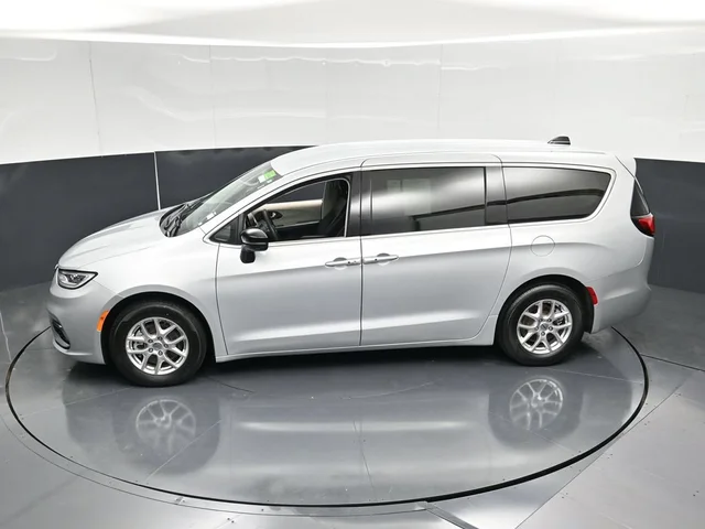 SEMINUEVOS CHRYSLER Pacifica a Estados en autogozo