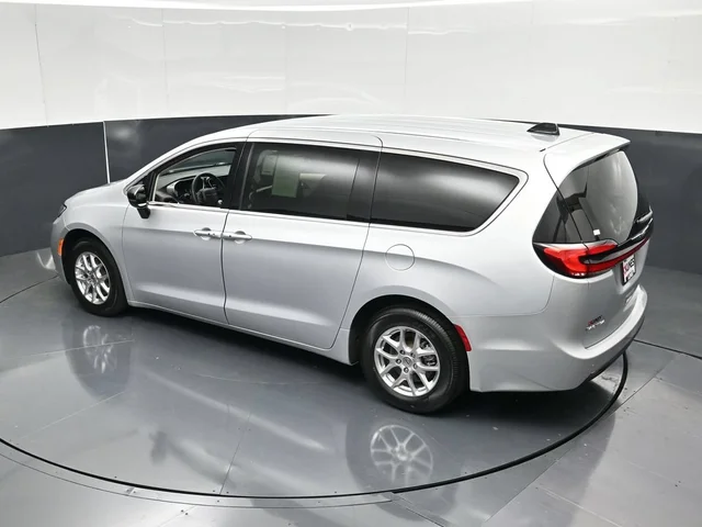 SEMINUEVOS CHRYSLER Pacifica a Estados en autogozo