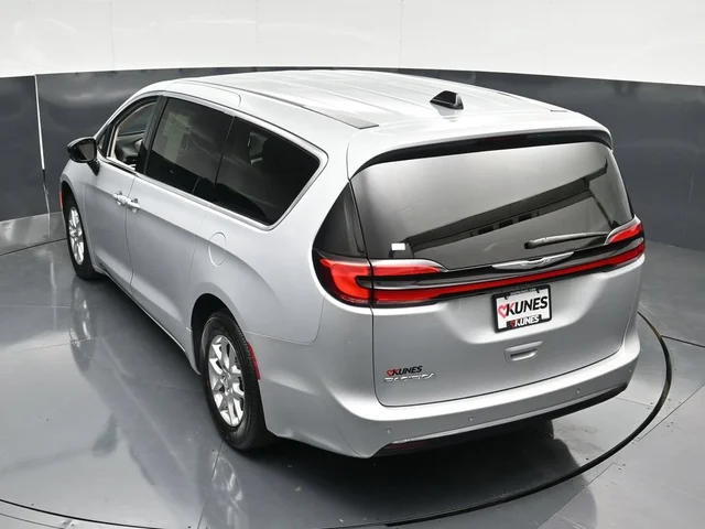 SEMINUEVOS CHRYSLER Pacifica a Estados en autogozo