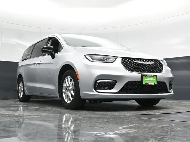 SEMINUEVOS CHRYSLER Pacifica a Estados en autogozo