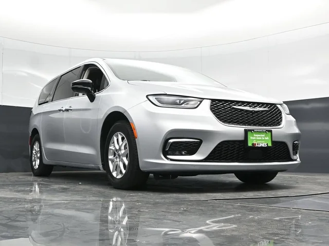 SEMINUEVOS CHRYSLER Pacifica a Estados en autogozo