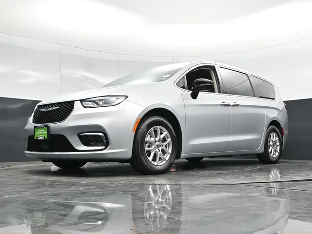 SEMINUEVOS CHRYSLER Pacifica a Estados en autogozo