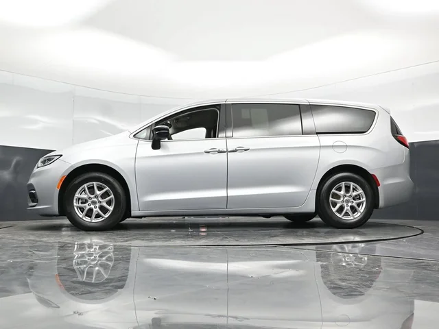 SEMINUEVOS CHRYSLER Pacifica a Estados en autogozo