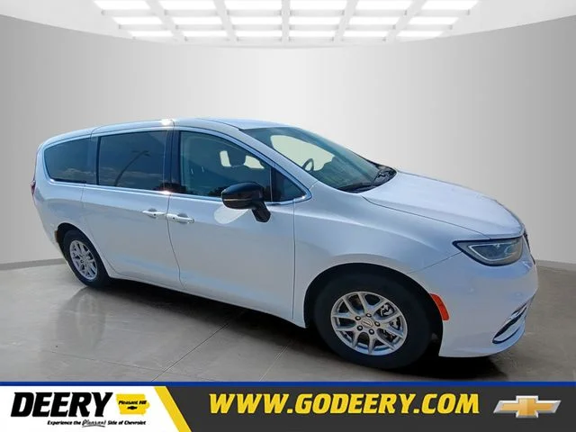 SEMINUEVOS CHRYSLER Pacifica a Estados en autogozo