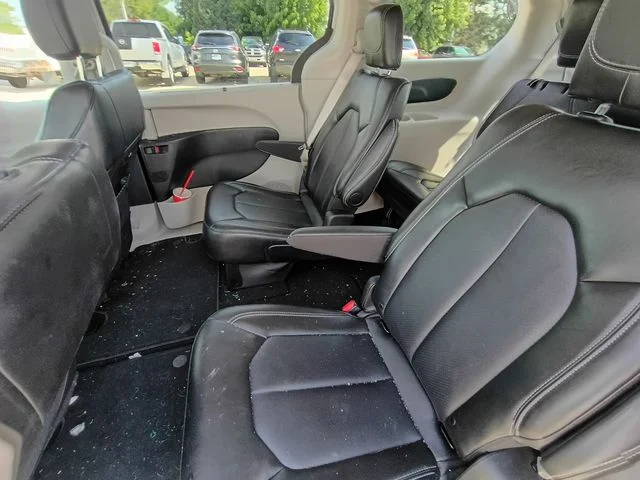 SEMINUEVOS CHRYSLER Pacifica a Estados en autogozo