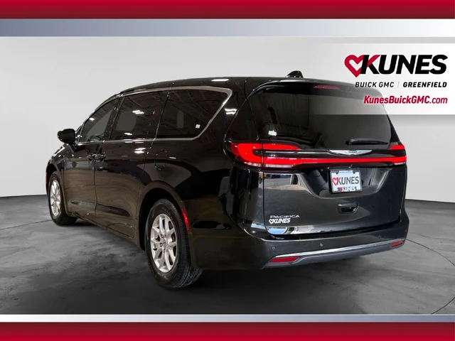 SEMINUEVOS CHRYSLER Pacifica a Estados en autogozo