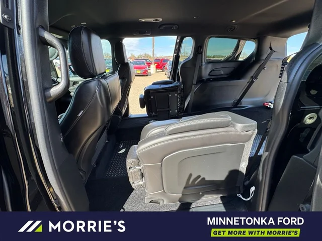SEMINUEVOS CHRYSLER Pacifica a Estados en autogozo