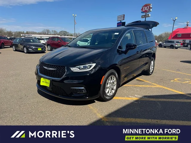 SEMINUEVOS CHRYSLER Pacifica a Estados en autogozo