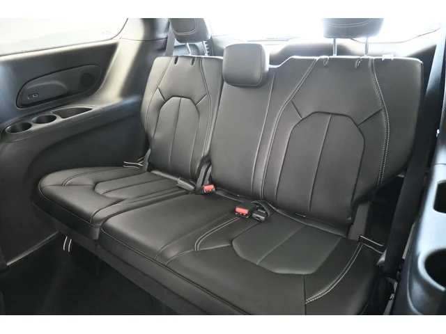 Nuevos CHRYSLER PACIFICA à Estados chez autogozo