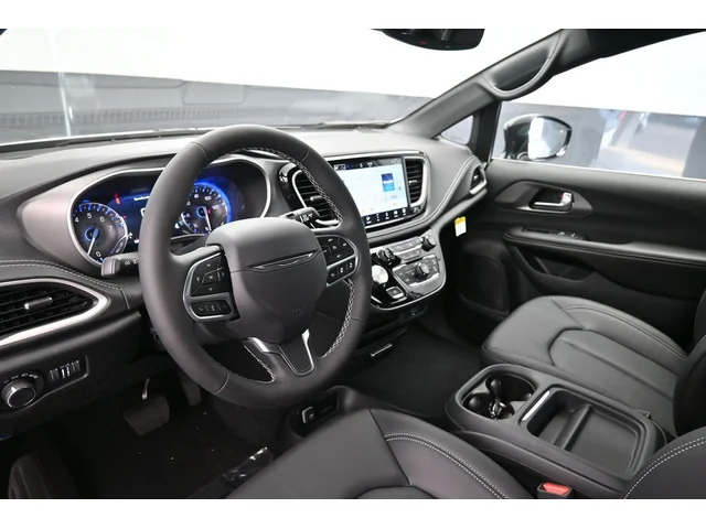 Nuevos CHRYSLER PACIFICA à Estados chez autogozo
