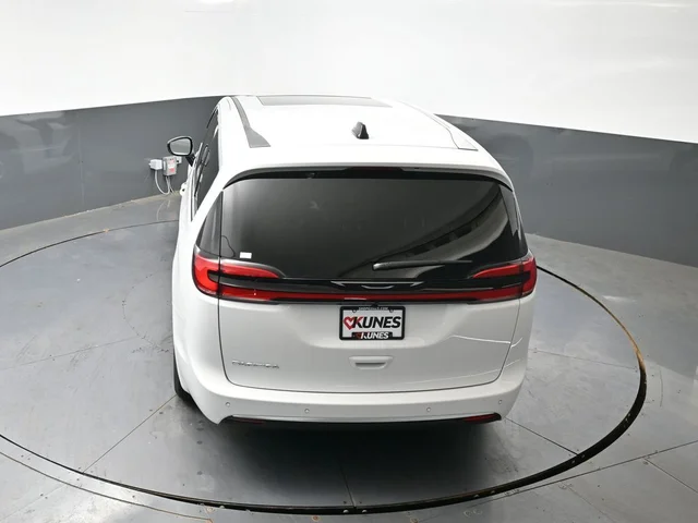 Nuevos CHRYSLER PACIFICA à Estados chez autogozo