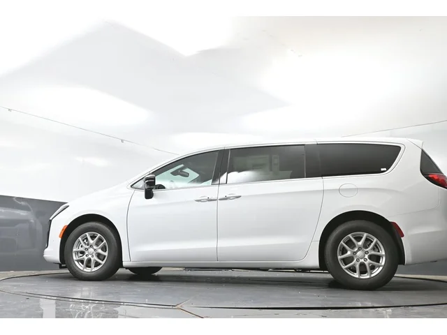 Nuevos CHRYSLER PACIFICA à Estados chez autogozo