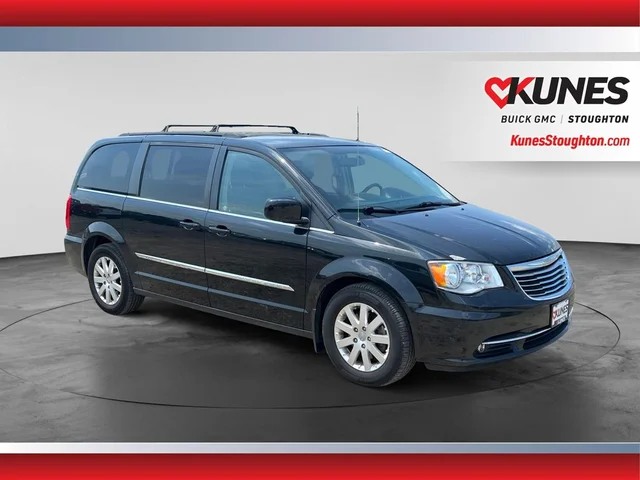 SEMINUEVOS CHRYSLER Town & Country a Estados en autogozo