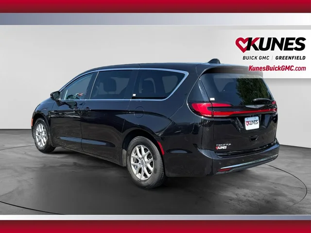SEMINUEVOS CHRYSLER Pacifica a Estados en autogozo