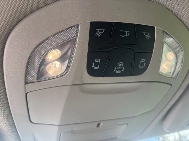 SEMINUEVOS CHRYSLER Pacifica a Estados en autogozo