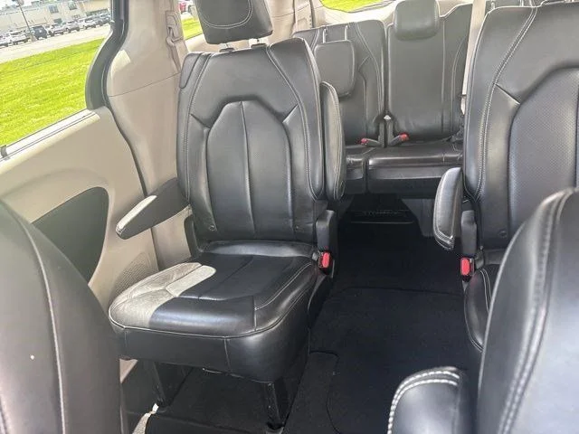 SEMINUEVOS CHRYSLER Pacifica a Estados en autogozo