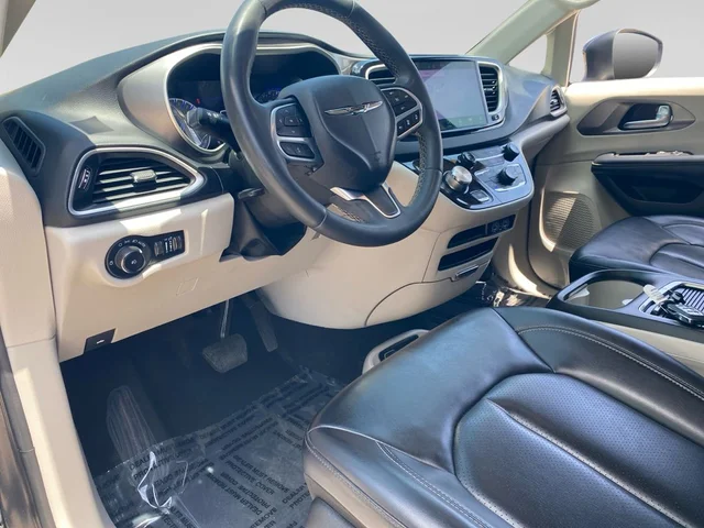 SEMINUEVOS CHRYSLER Pacifica a Estados en autogozo