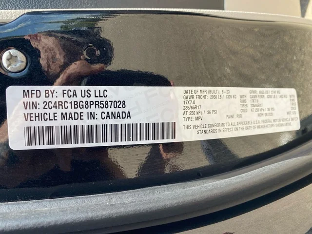 SEMINUEVOS CHRYSLER Pacifica a Estados en autogozo