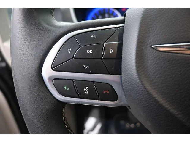 SEMINUEVOS CHRYSLER Pacifica a Estados en autogozo