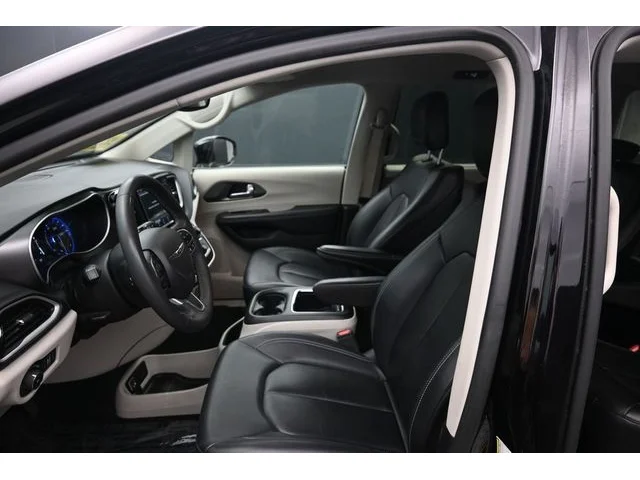 SEMINUEVOS CHRYSLER Pacifica a Estados en autogozo