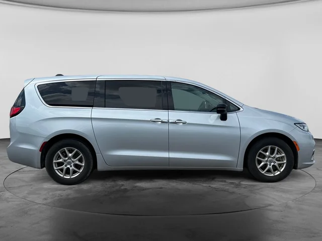SEMINUEVOS CHRYSLER Pacifica a Estados en autogozo