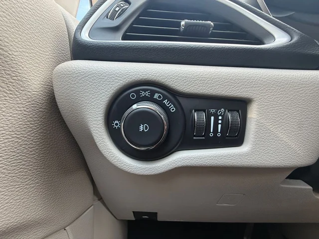 SEMINUEVOS CHRYSLER Pacifica a Estados en autogozo