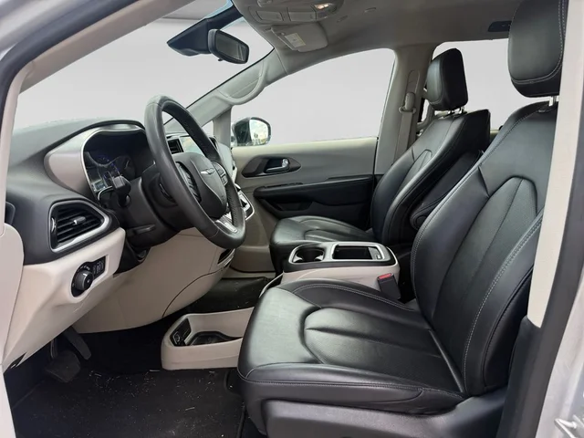 SEMINUEVOS CHRYSLER Pacifica a Estados en autogozo