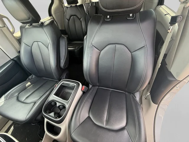 SEMINUEVOS CHRYSLER Pacifica a Estados en autogozo