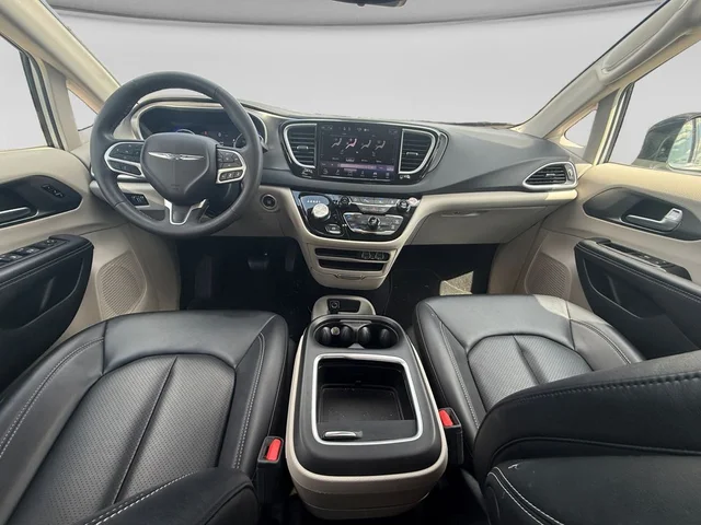 SEMINUEVOS CHRYSLER Pacifica a Estados en autogozo